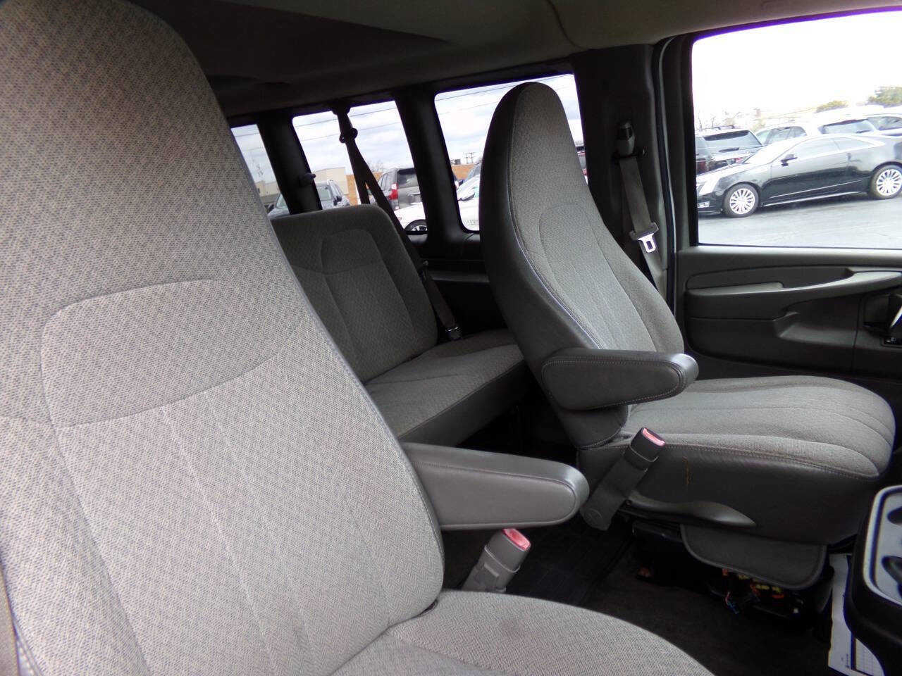 Used 2013 Chevrolet Express 3500 LT w/ LT Preferred Equipment Group RWD image 30