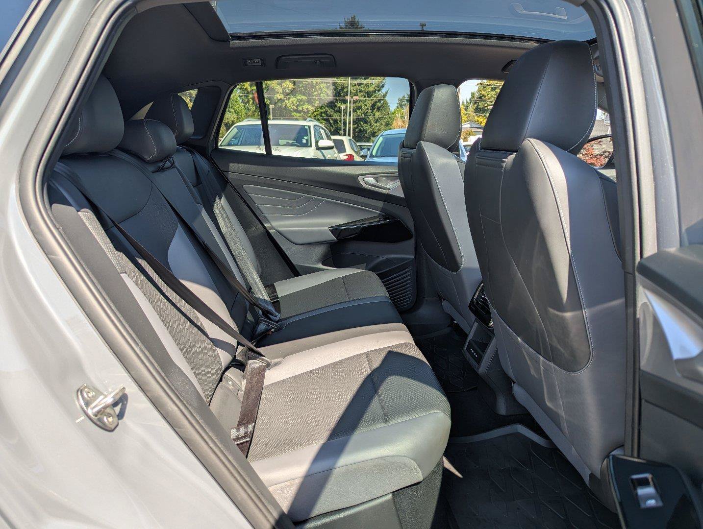 Certified 2023 Volkswagen ID.4 Pro S RWD image 32