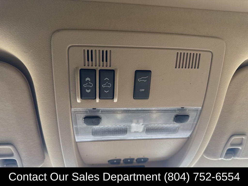 Used 2011 Chevrolet Tahoe LTZ image 21