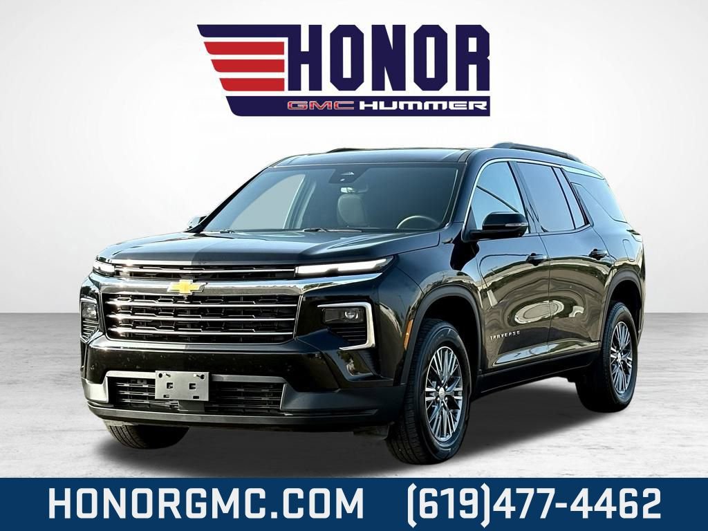 Used 2024 Chevrolet Traverse LT image 7