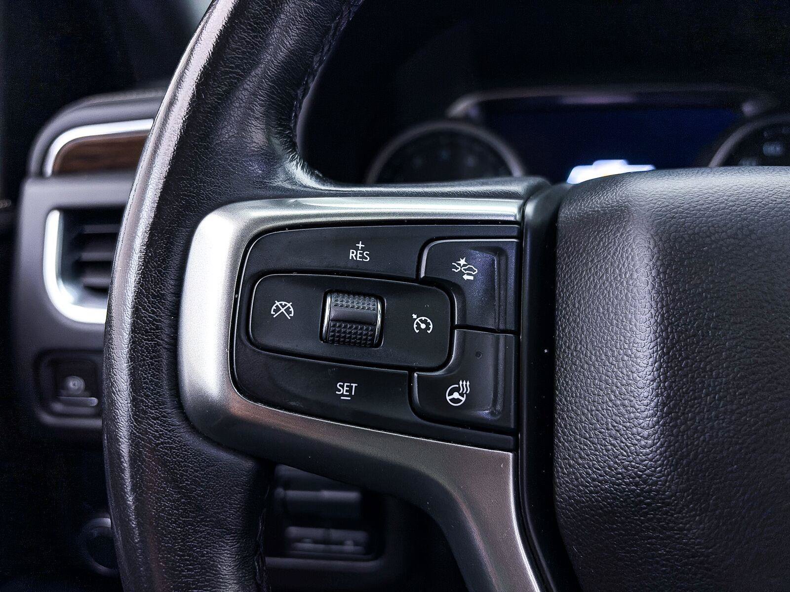 Used 2021 Chevrolet Tahoe Premier w/ Premium Package RWD image 34