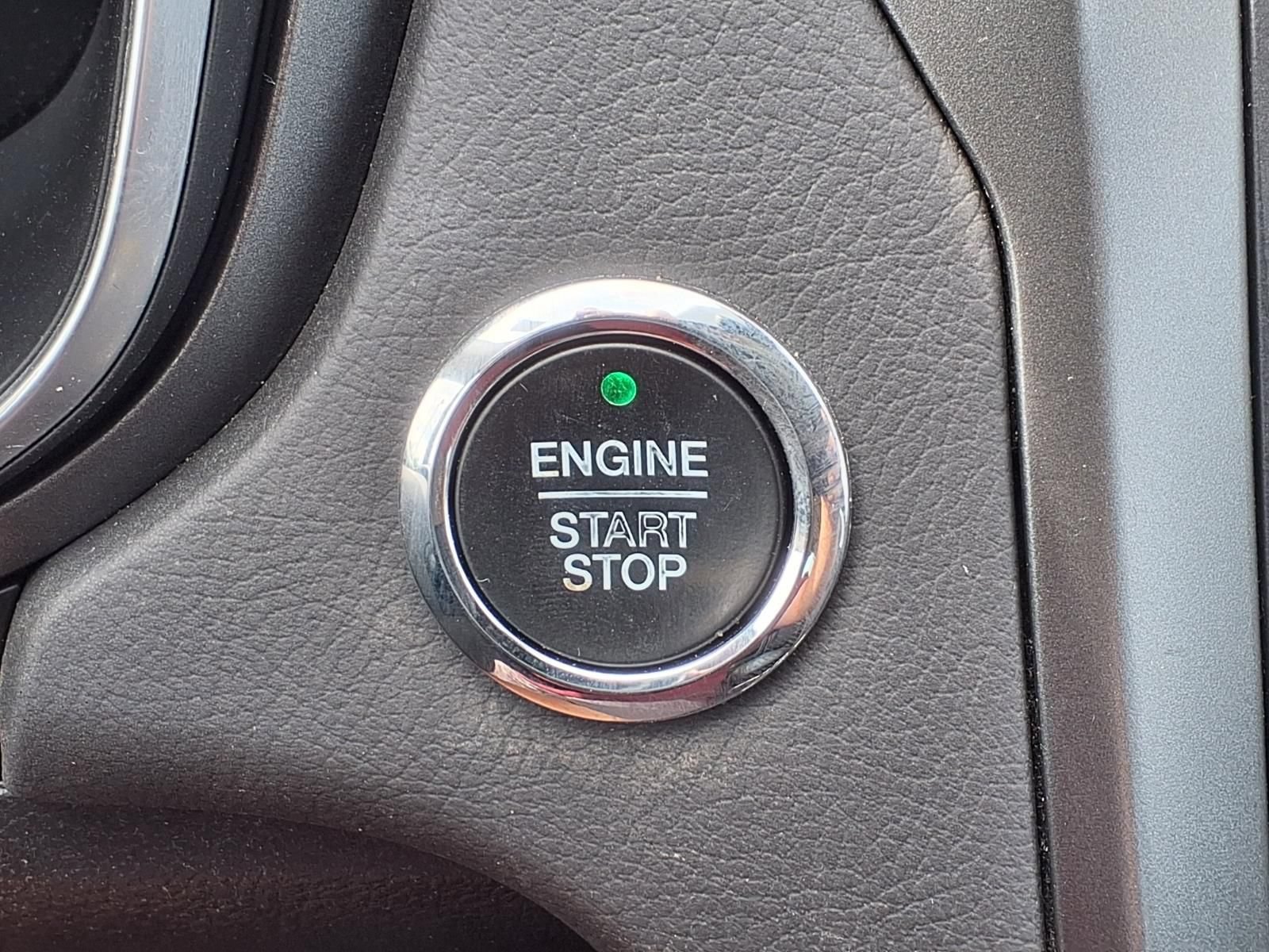 Used 2014 Ford Fusion Titanium FWD image 23