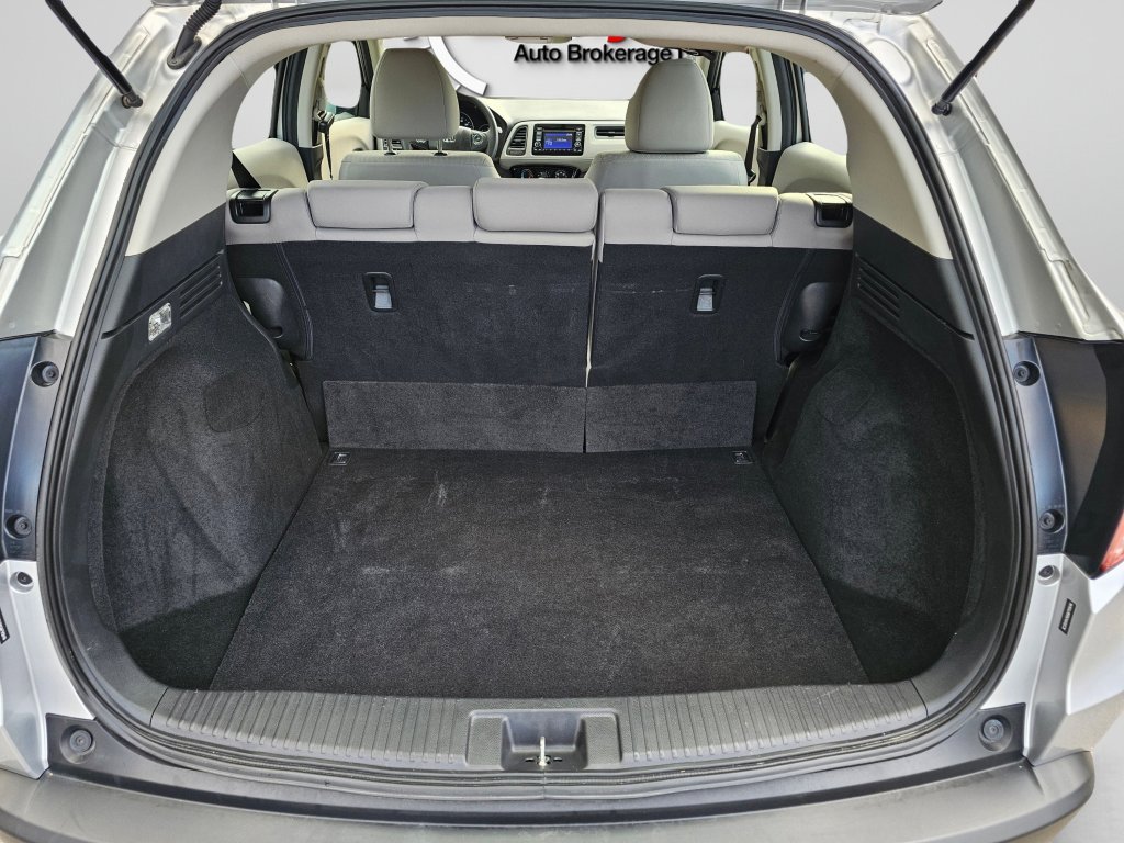 Used 2016 Honda HR-V LX image 16