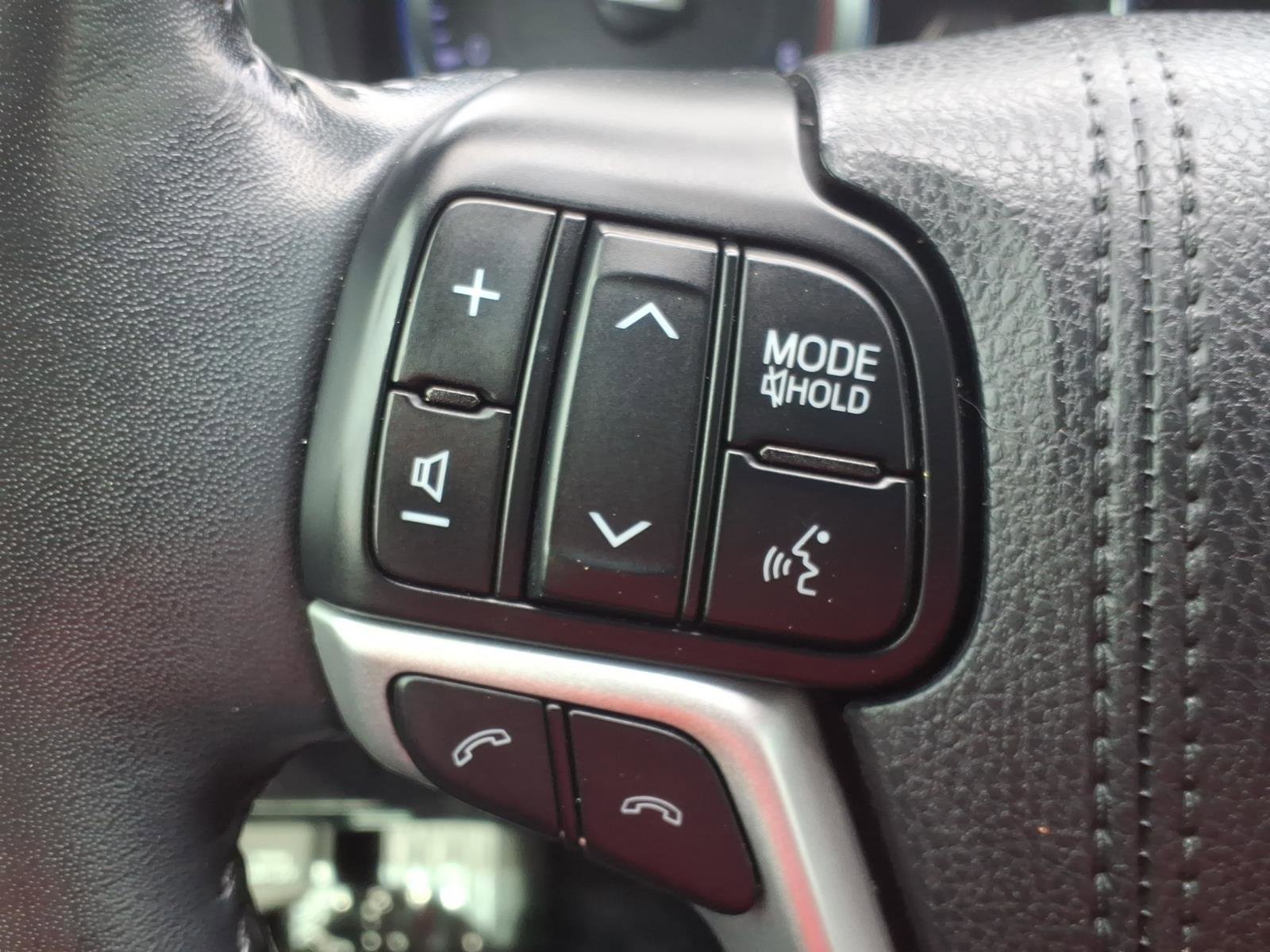 Certified 2018 Toyota Highlander Limited image 18