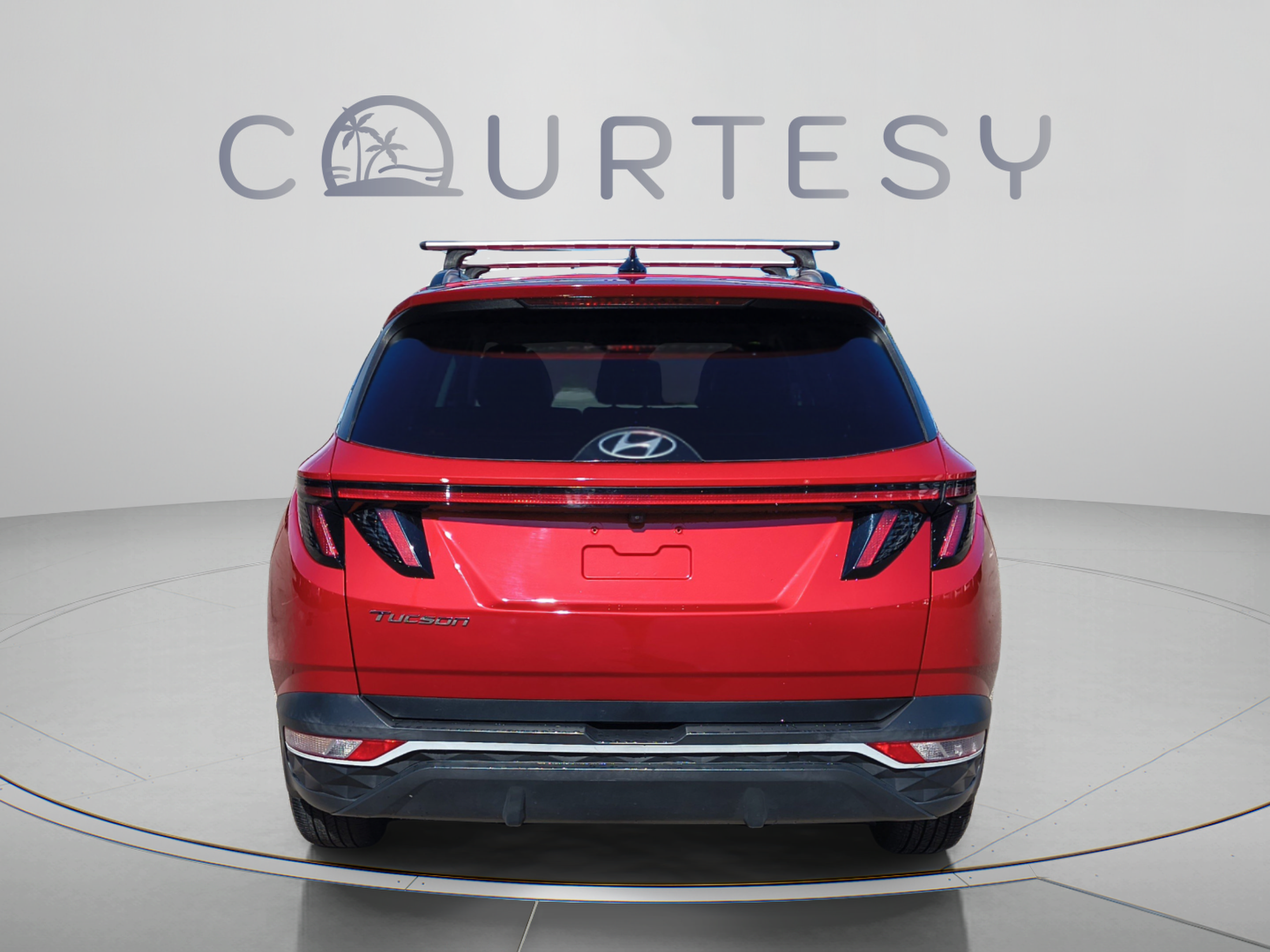 Used 2022 Hyundai Tucson SEL w/ Convenience + Premium Package FWD image 4