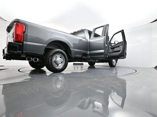 New 2026 Ford F250 XL image 40