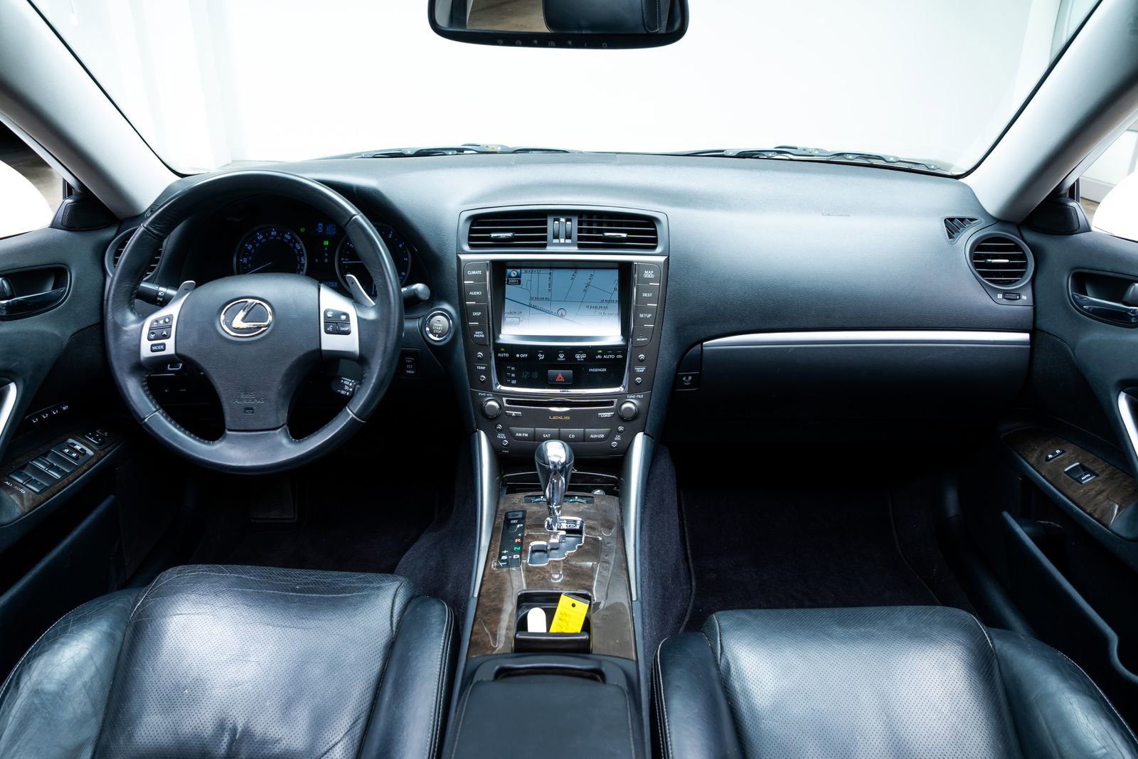 Used 2011 Lexus IS 350 AWD w/ Luxury Plus Value Edition image 8