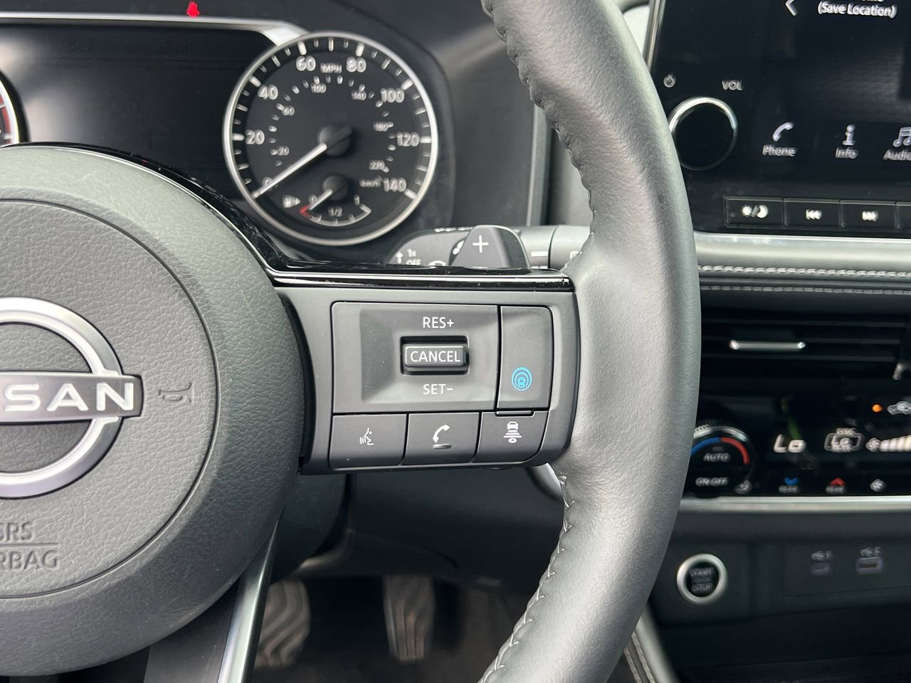 Certified 2023 Nissan Rogue SL w/ SL Premium Package image 11