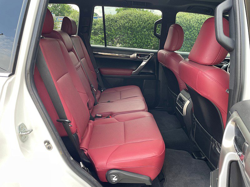 Used 2022 Lexus GX 460 Premium image 32