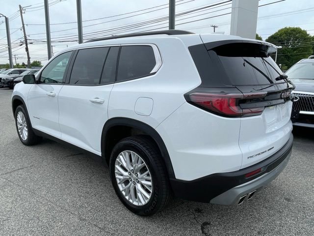 Used 2024 GMC Acadia Elevation w/ Luxury Package AWD/4WD image 5