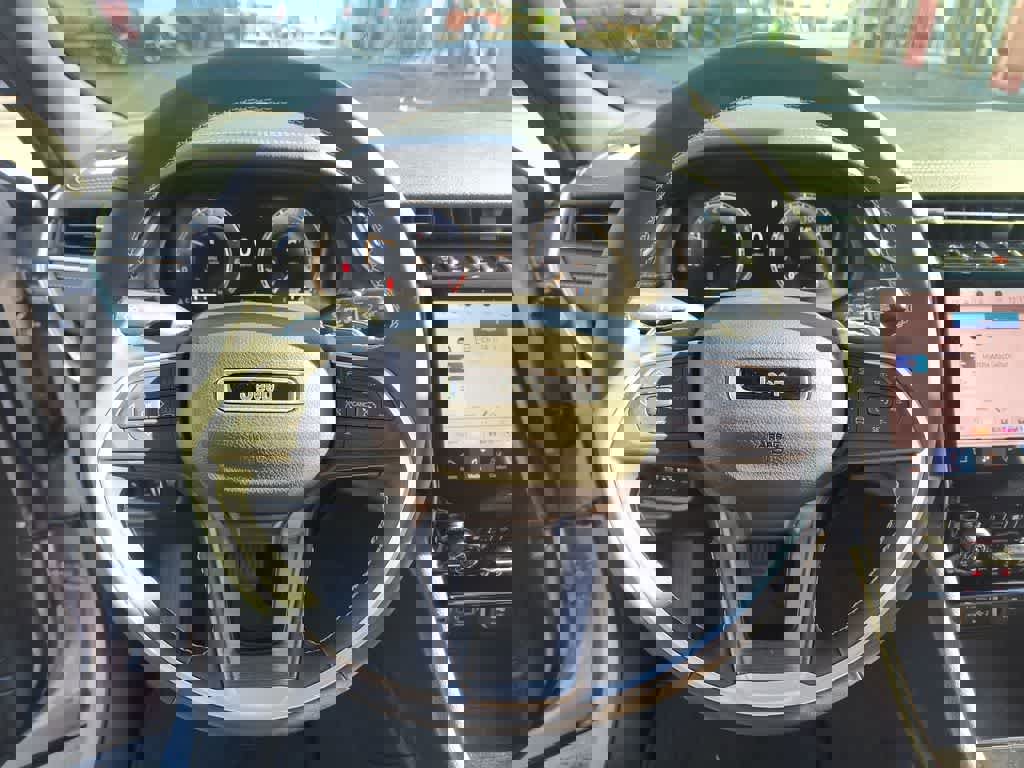 New 2025 Jeep Grand Cherokee L Limited w/ Luxury Tech Group II image 14