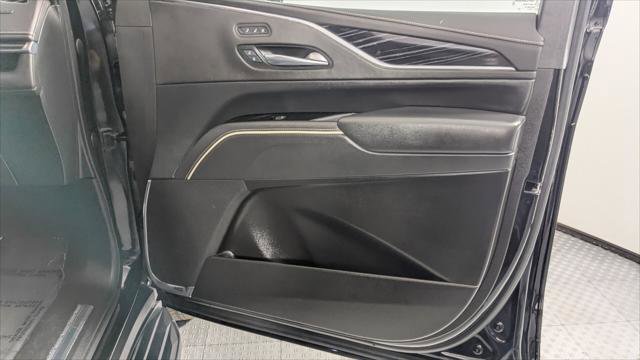 Used 2023 Cadillac Escalade ESV Sport AWD/4WD image 26
