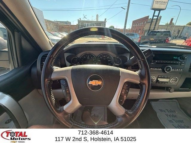 Used 2007 Chevrolet Silverado 1500 LT w/ 1LT Convenience Package AWD/4WD image 15