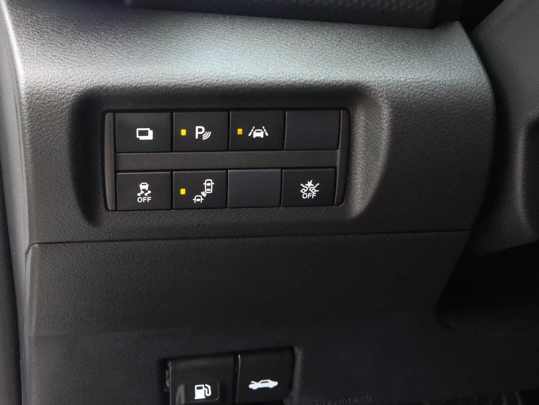 Used 2022 Nissan Kicks S FWD image 15