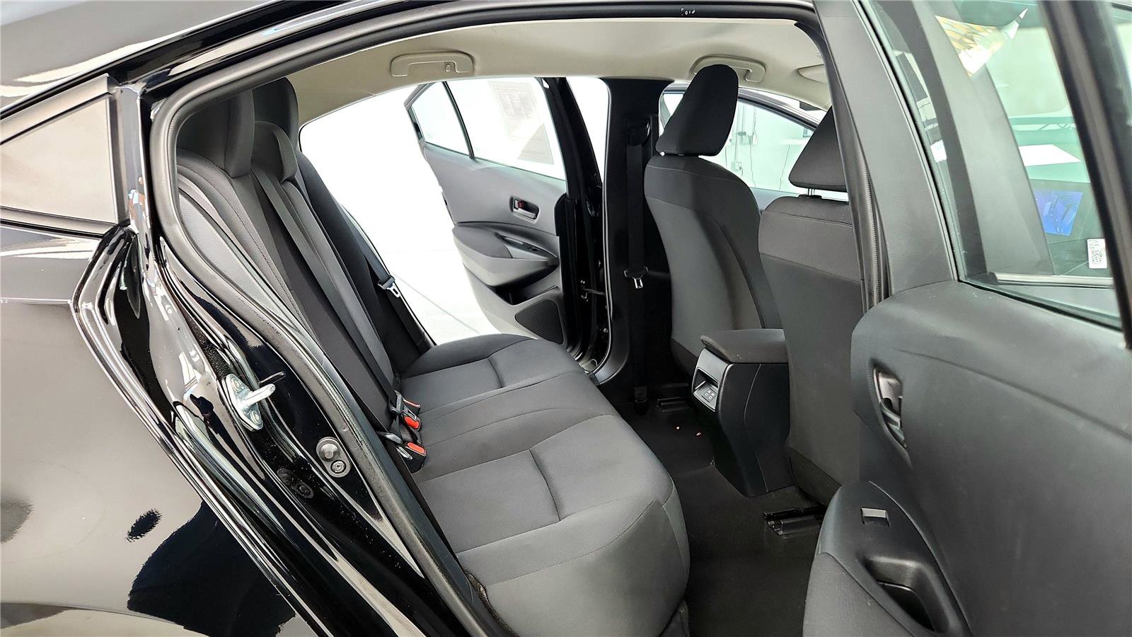 Certified 2024 Toyota Corolla LE image 18