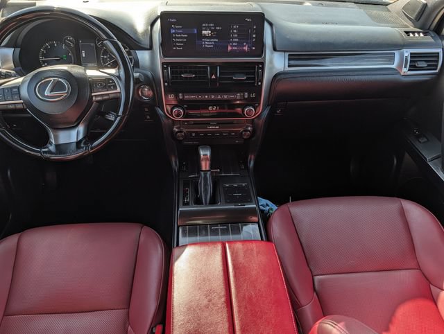Used 2023 Lexus GX 460 Premium w/ Premium Package AWD/4WD image 10