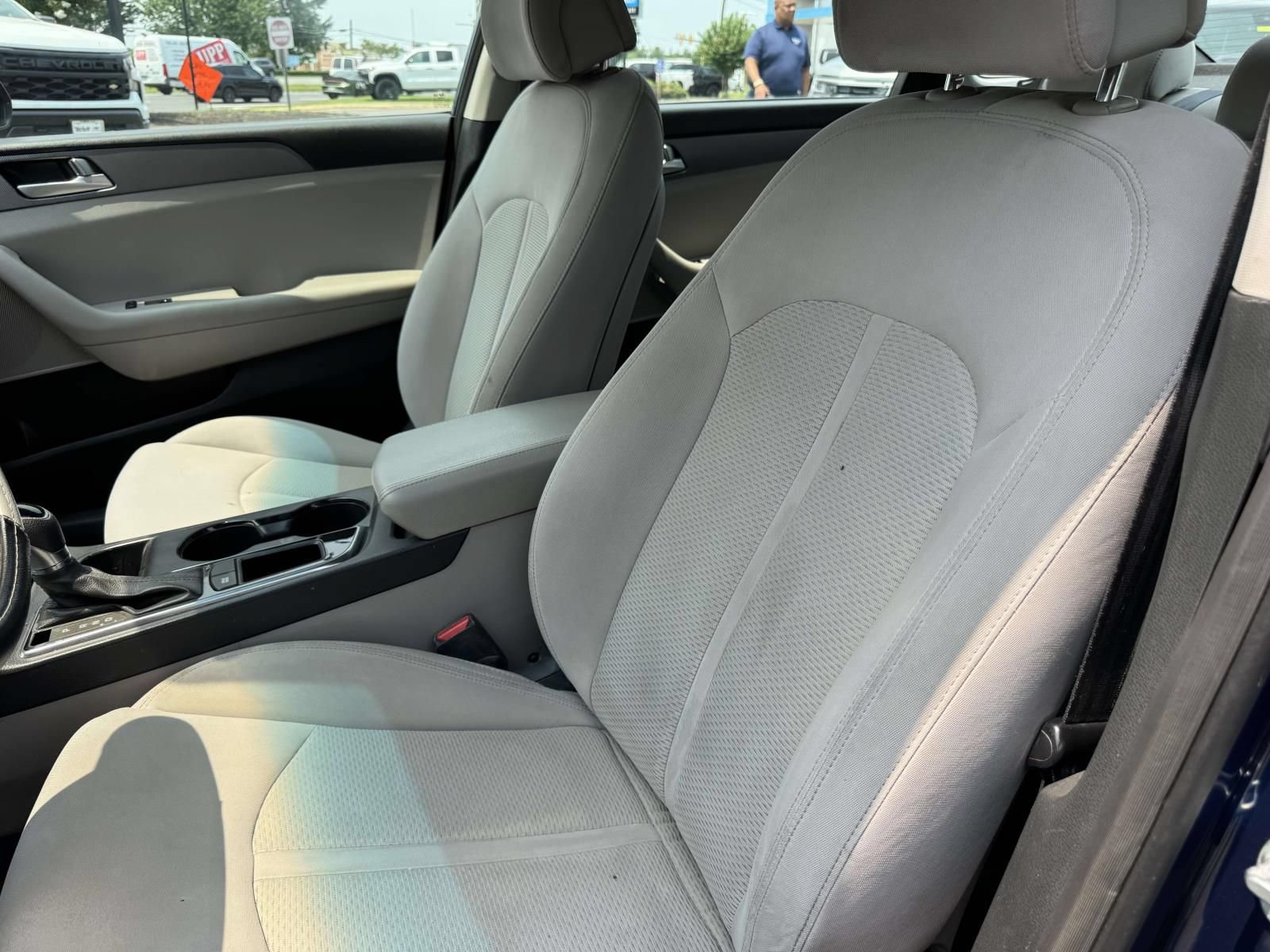 Used 2015 Hyundai Sonata SE FWD image 20