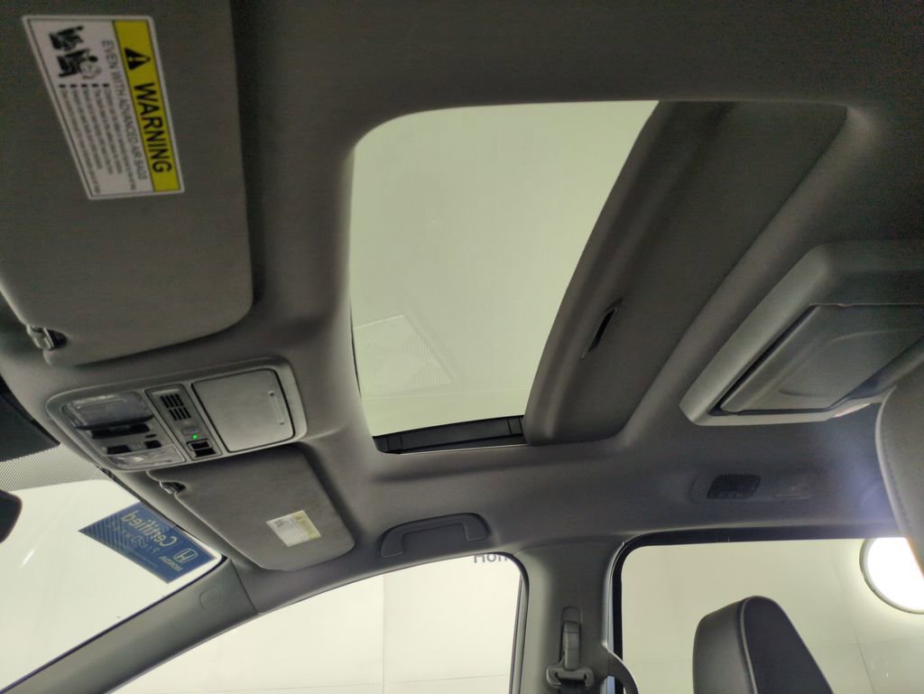 Certified 2024 Honda Odyssey Elite image 25