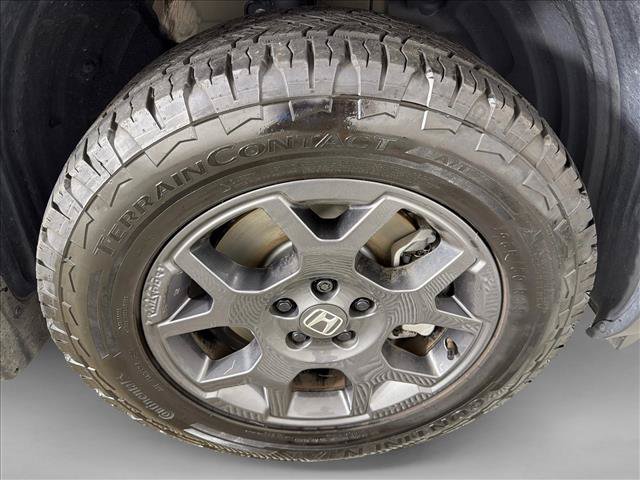 Used 2025 Honda Pilot TrailSport image 13