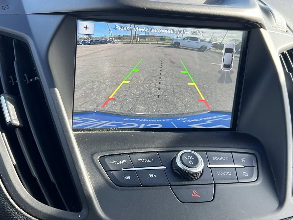 Used 2019 Ford Escape SEL FWD image 18