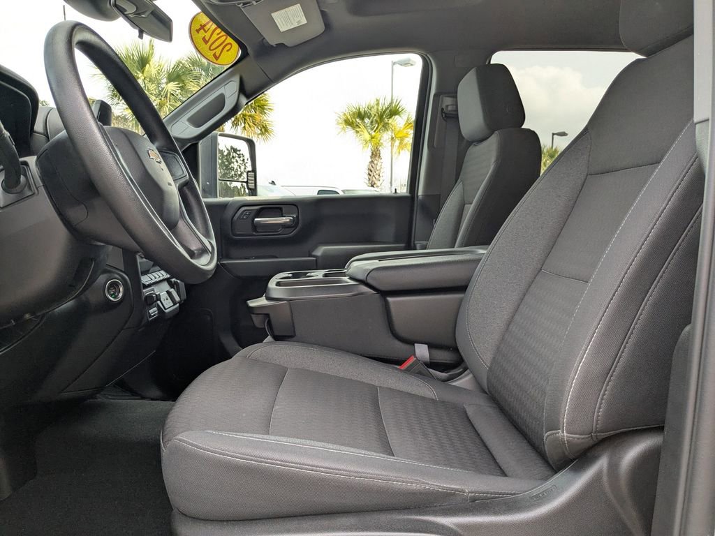 Certified 2024 Chevrolet Silverado 2500 Custom w/ Custom Convenience Package image 20