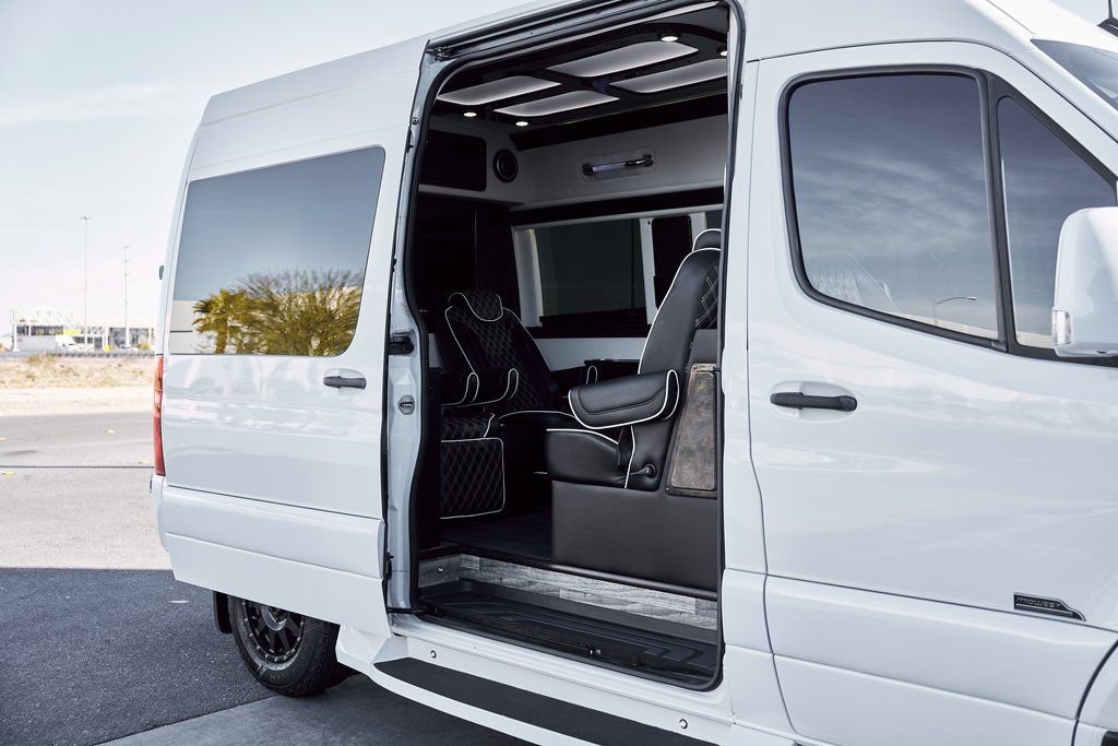 Used 2019 Mercedes-Benz Sprinter 144 image 77