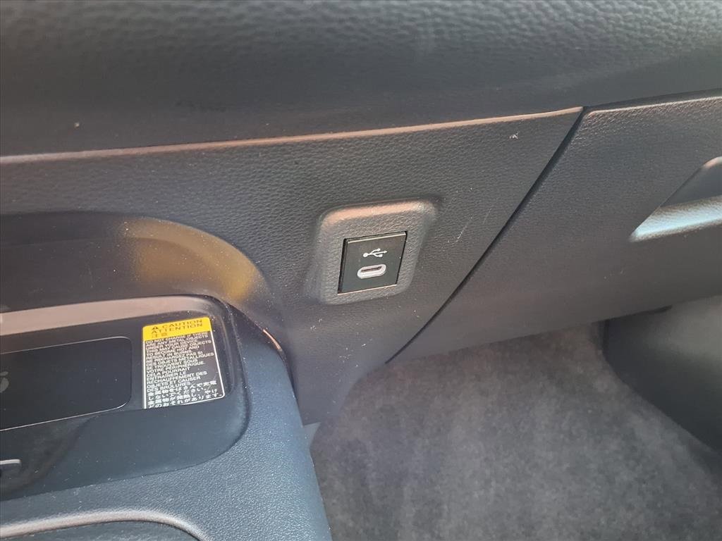 Used 2024 Toyota Corolla SE image 7