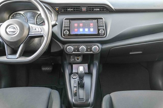 Used 2023 Nissan Kicks S image 14