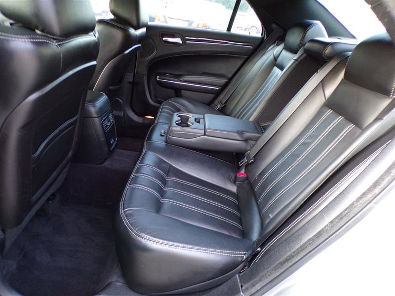 Used 2017 Chrysler 300 S image 27