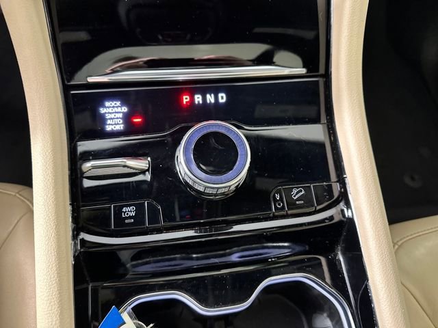 Used 2022 Jeep Grand Cherokee Limited 4xe w/ MOPAR Finishing Package AWD/4WD image 20