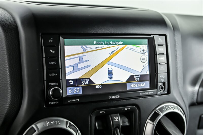 Used 2012 Jeep Wrangler Unlimited Sahara w/ Connectivity Group AWD/4WD image 22