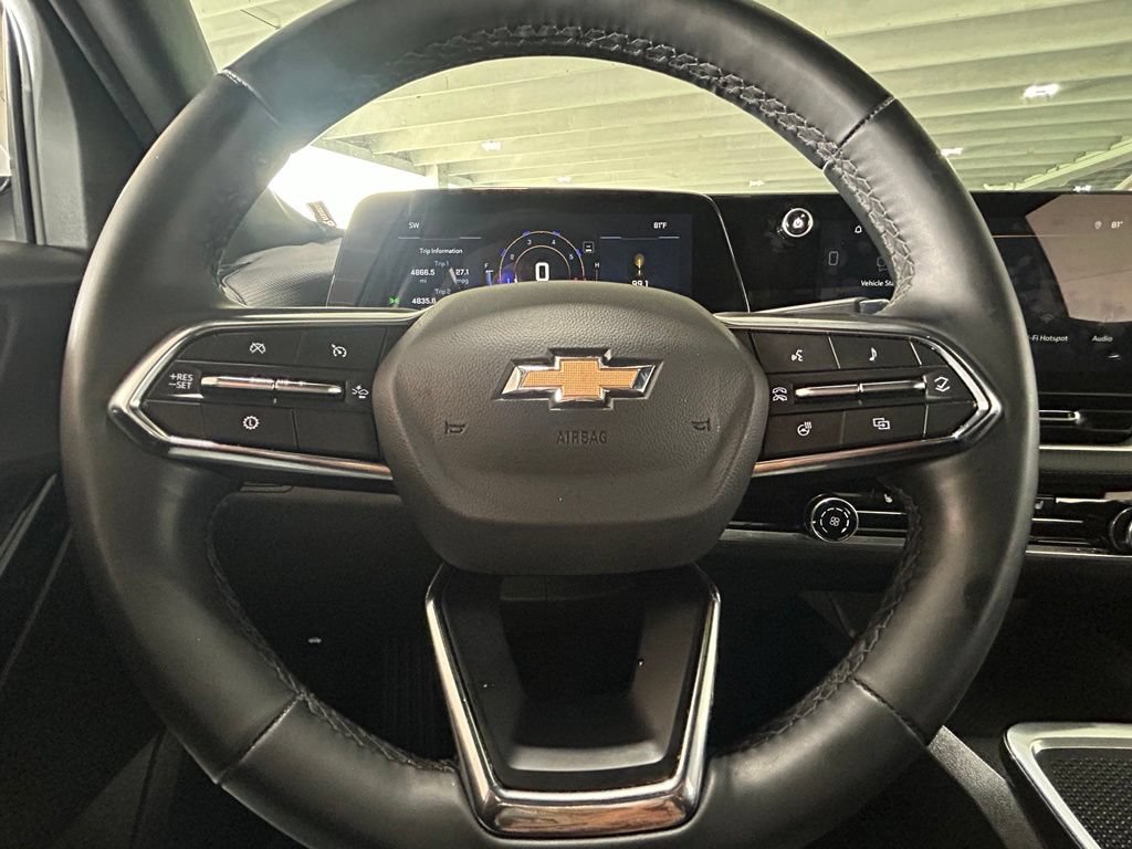 Used 2025 Chevrolet Equinox LT FWD image 29