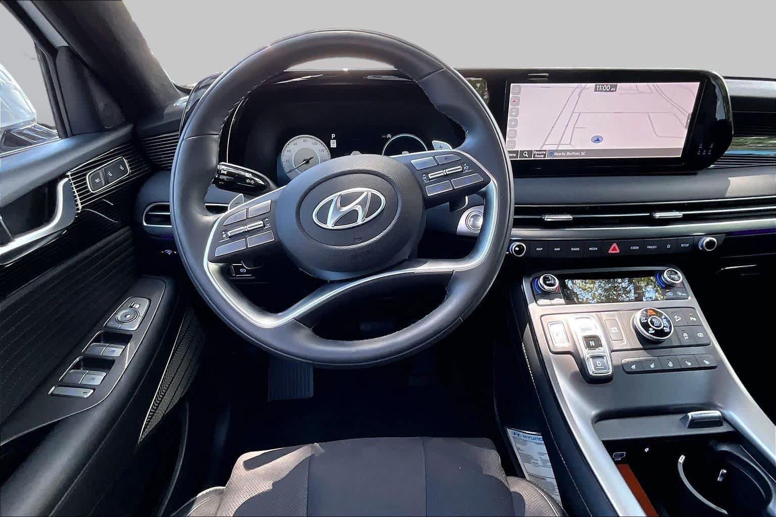Used 2025 Hyundai Palisade Calligraphy AWD/4WD image 6