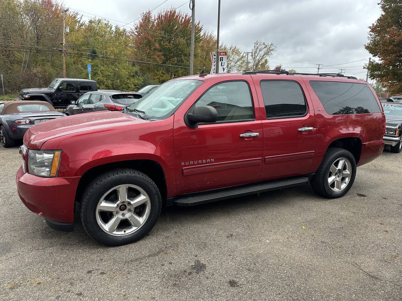 Used 2012 Chevrolet Suburban LT w/ All-Star Edition AWD/4WD image 3