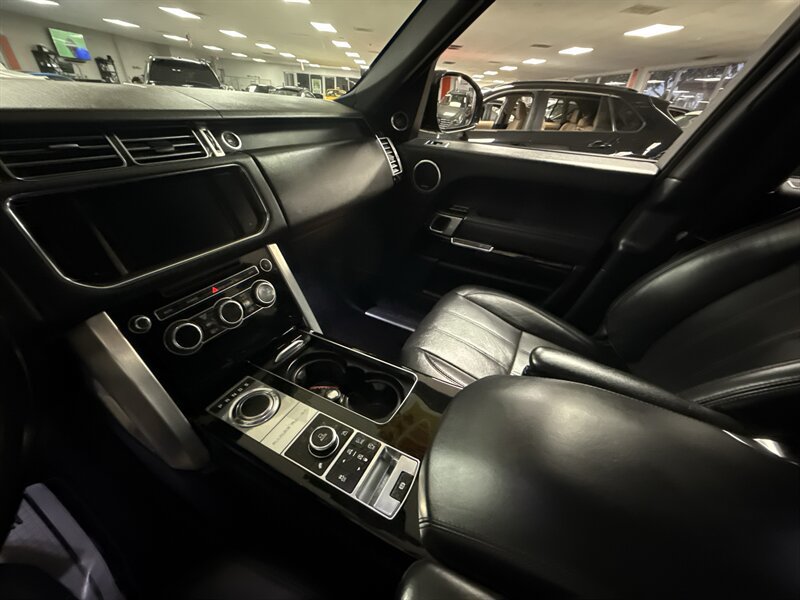 Used 2015 Land Rover Range Rover HSE AWD/4WD image 35