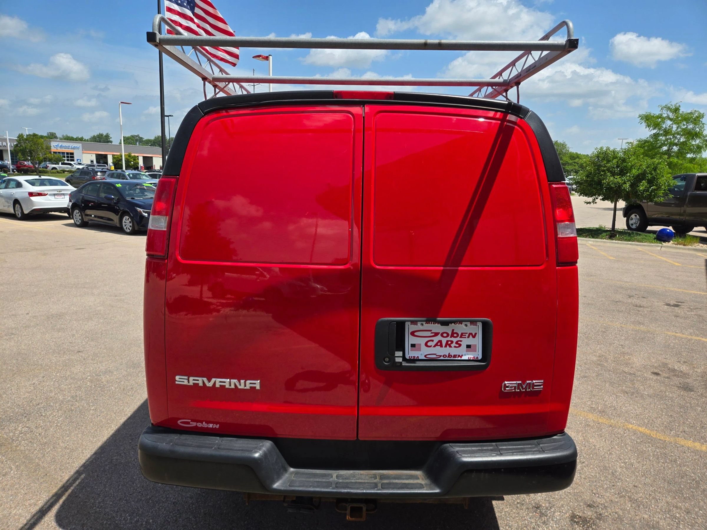Used 2018 GMC Savana 3500 w/ Driver Convenience Package RWD image 5