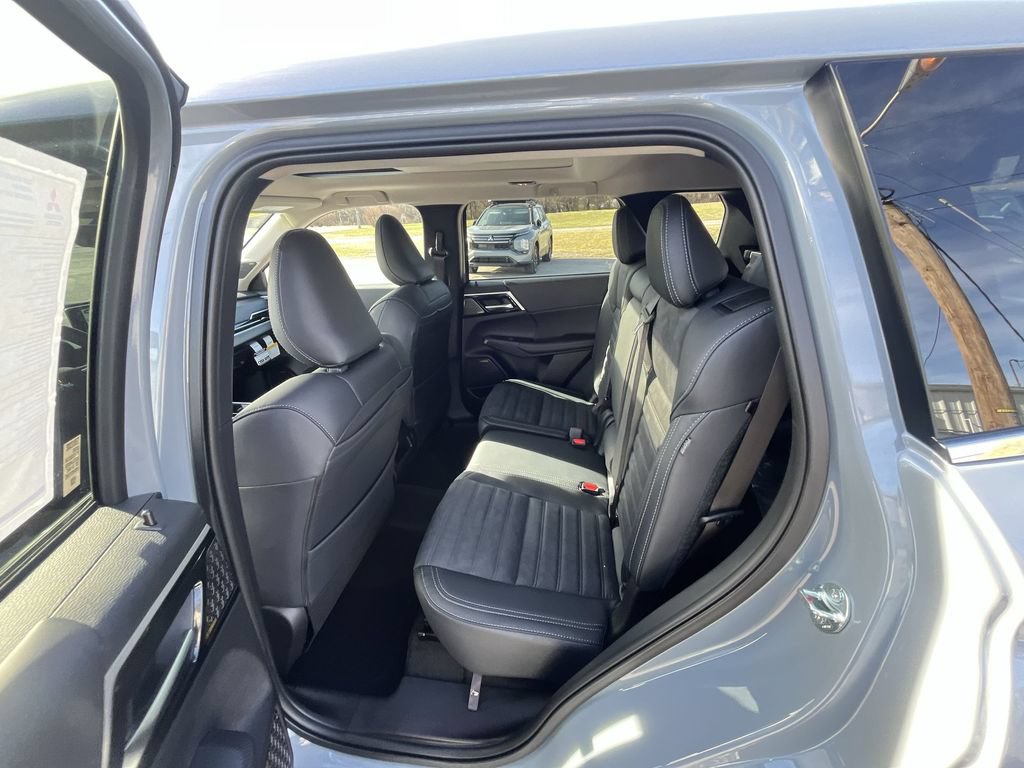 New 2026 Mitsubishi Outlander SE AWD/4WD image 23