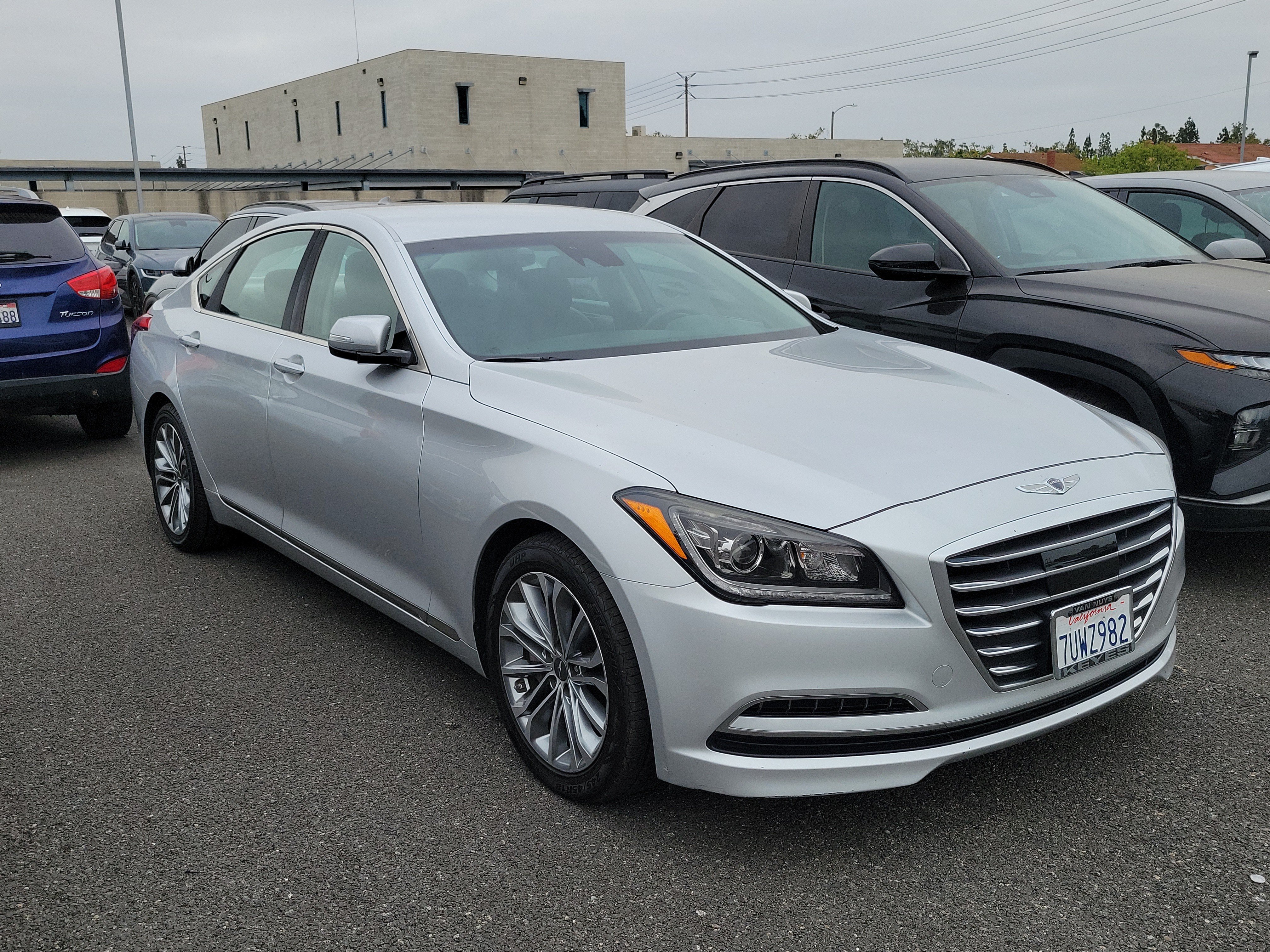 Used 2017 Genesis G80 3.8 RWD image 3