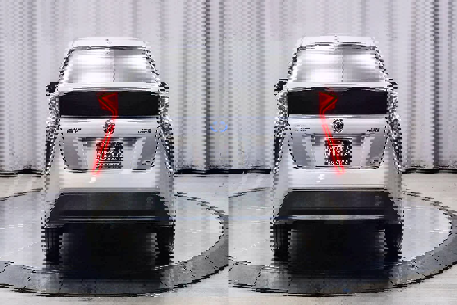 Used 2016 Toyota Prius Two image 3