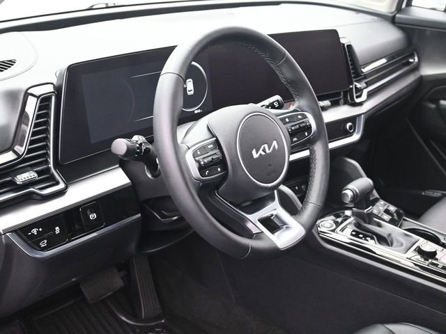 Used 2025 Kia Sportage SX image 16