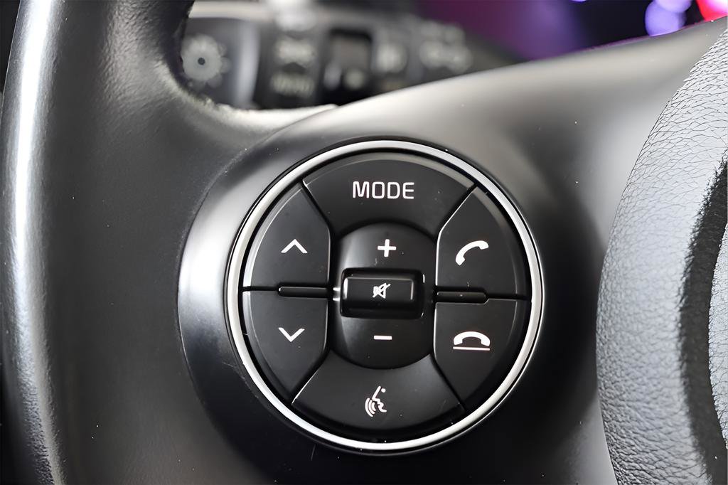 Used 2021 Kia Soul GT-Line image 14