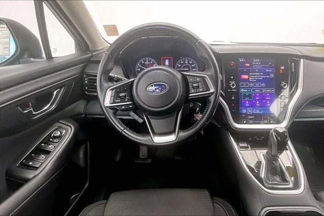 Used 2021 Subaru Outback Premium AWD/4WD image 4