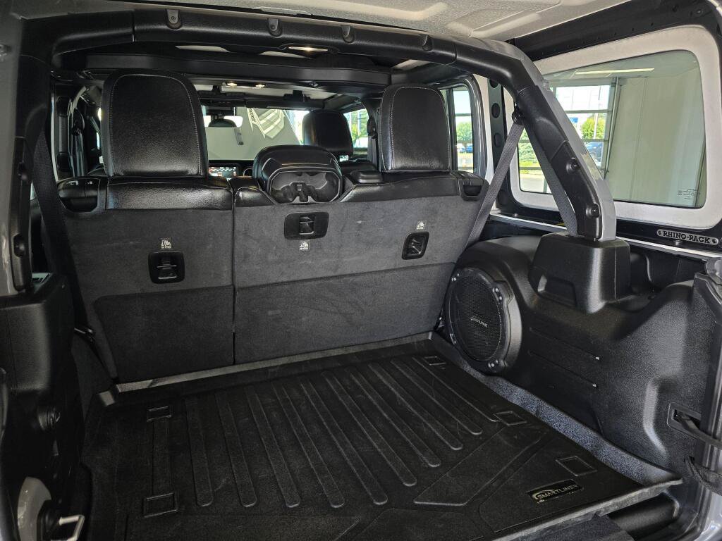 Used 2021 Jeep Wrangler Unlimited Rubicon AWD/4WD image 18