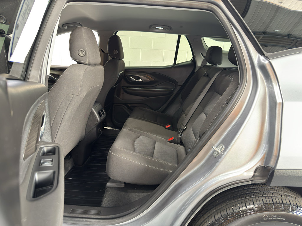 Used 2023 GMC Terrain SLE FWD image 10