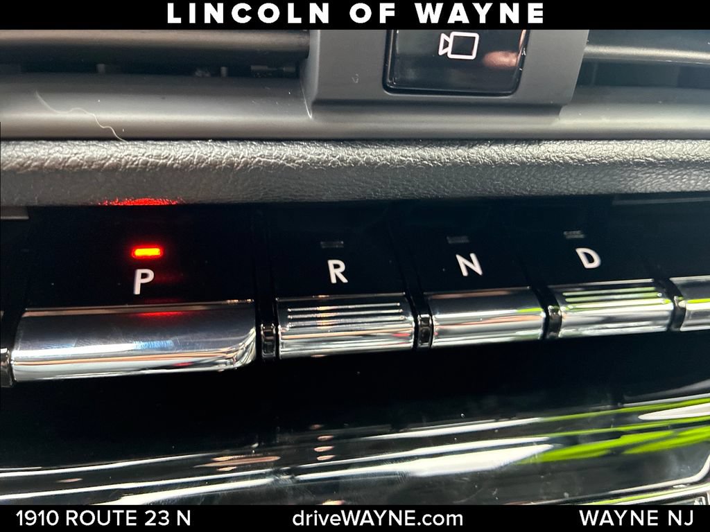Certified 2022 Lincoln Corsair AWD w/ Equipment Group 101A image 21