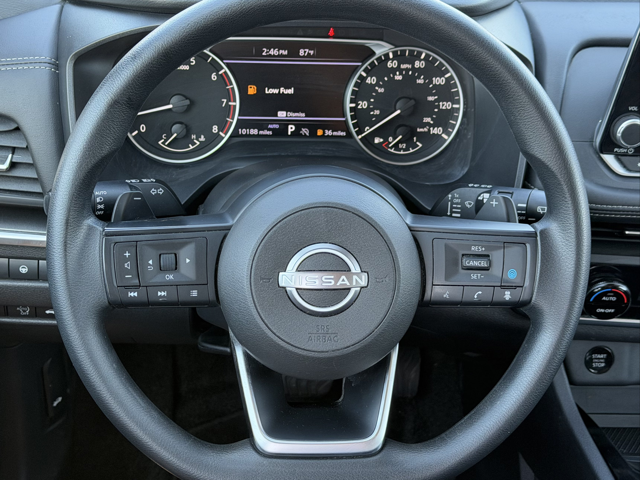 Used 2024 Nissan Rogue SV AWD/4WD image 16