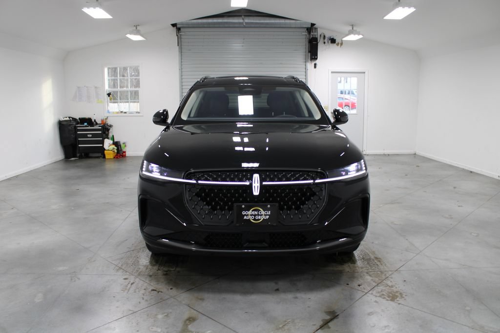 New 2026 Lincoln Nautilus Reserve w/ Jet Appearance Package AWD/4WD image 2