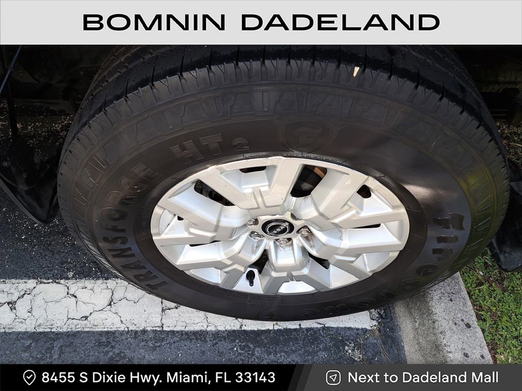 Used 2022 Nissan Frontier SV image 10