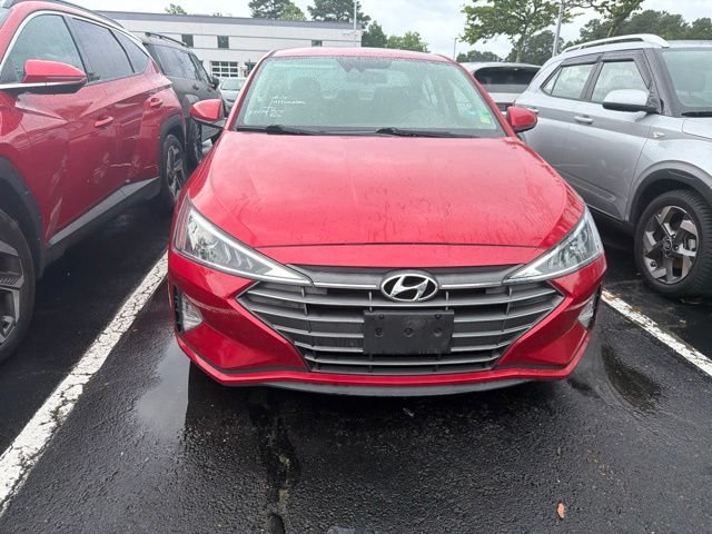 Used 2020 Hyundai Elantra SEL w/ Winter Weather Package FWD image 2