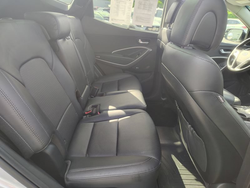 Used 2015 Hyundai Santa Fe Sport 2.0T w/ Option Group 05 AWD/4WD image 21